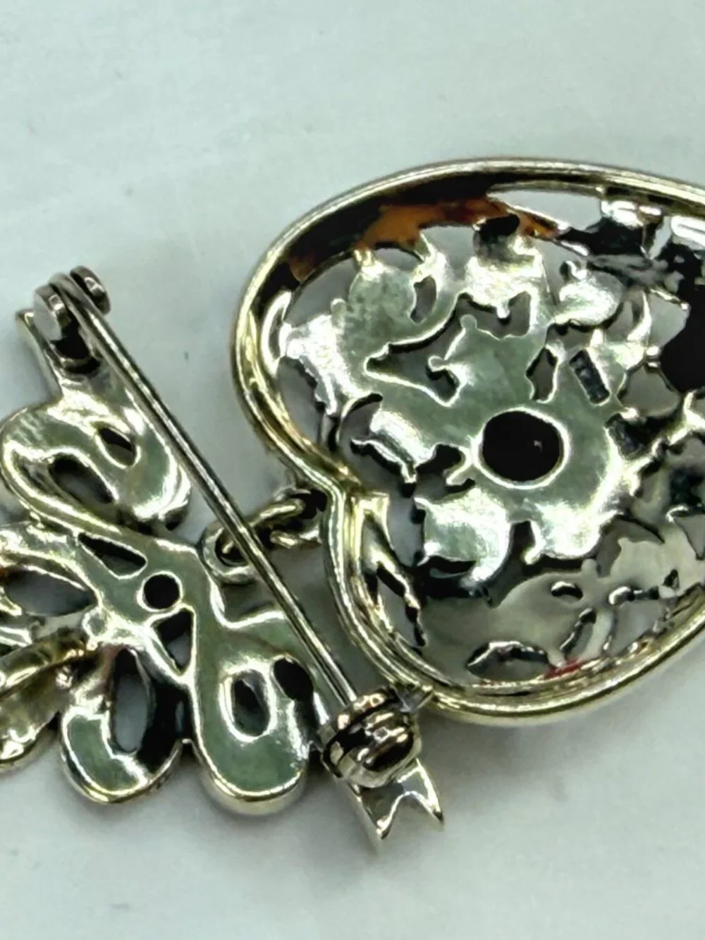 Vintage Sterling Silver Garnet Marcasite Dangle Heart Brooch 3g 1.5x1.25
